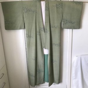 Vintage Japanese Kimono – No. 3 – 100% silk – green pine